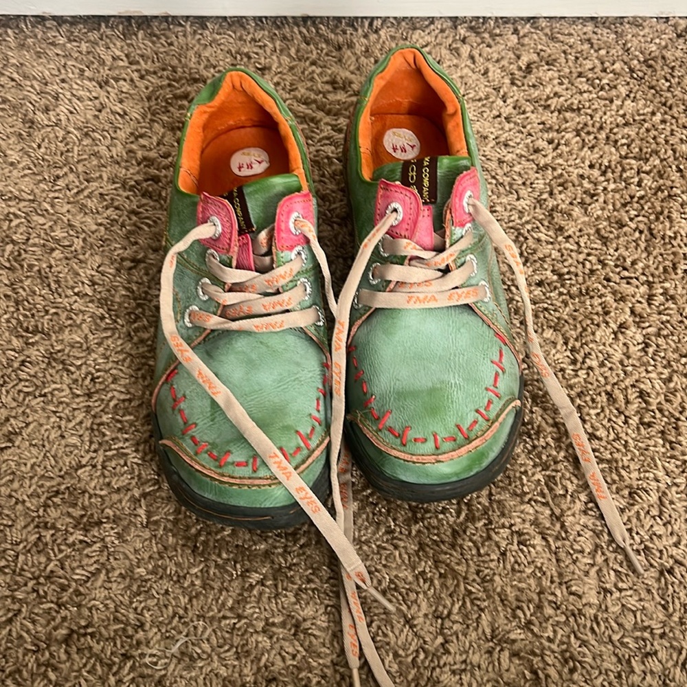 TMA Eyes Walking shoes